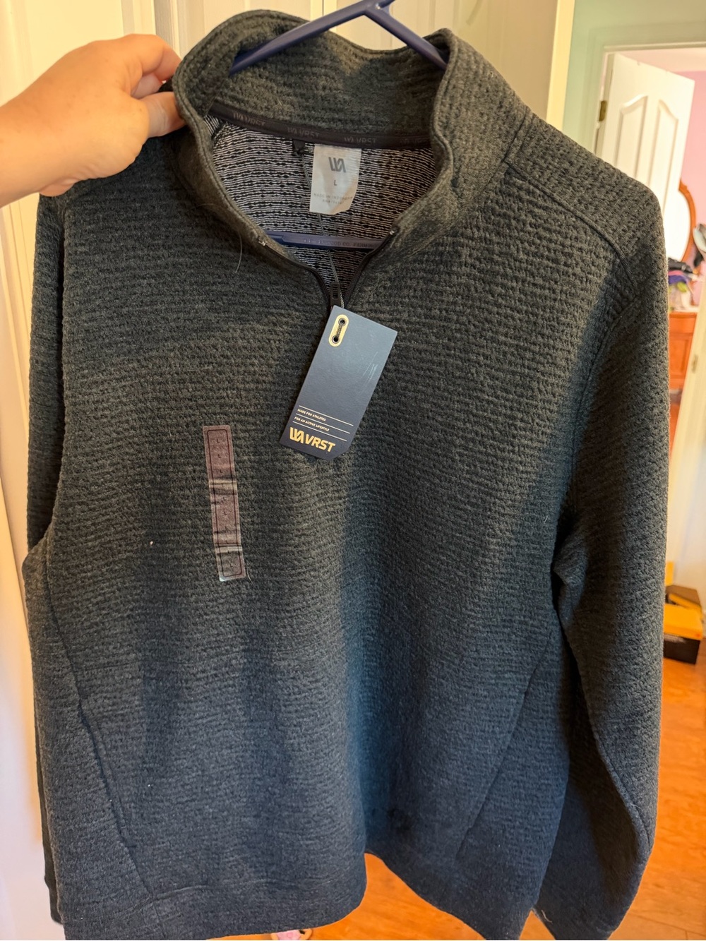 NWT VRST Men's Recharge Lunar 1/4 Zip pullover